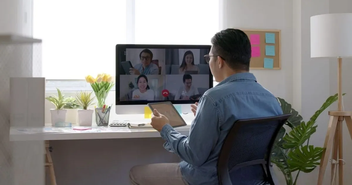 What is Employer of Record (EOR) Meaning, Benefits & Guide FI