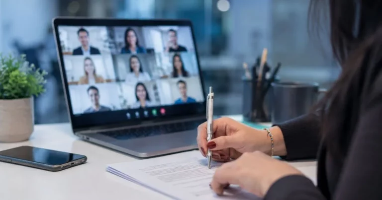 What Are an Employer of Record's (EOR) Legal Responsibilities